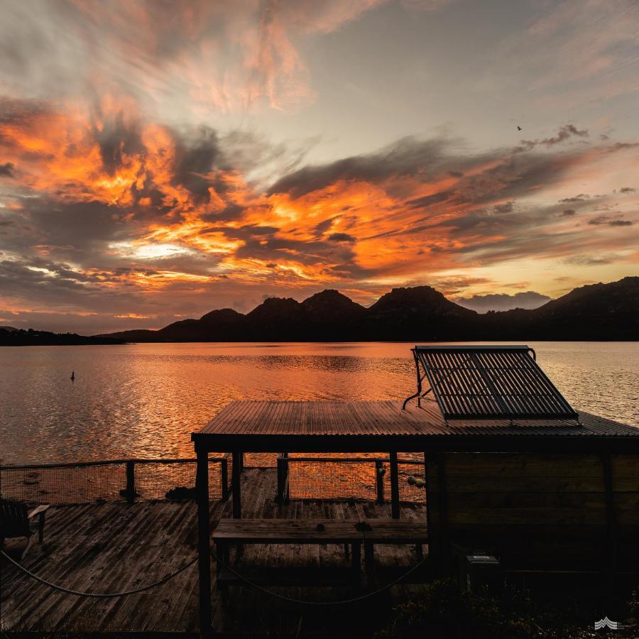 Отель Picnic Island Коулс-Бей Экстерьер фото